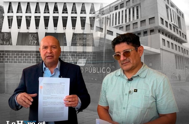 Diputados Orlando Joaquín Blanco Lapola (d) y Carlos Alberto Barreda Taracena (i) de la bancada VOS, durante presentación de denuncia contra exfiscal por caso USAC. Arte La Hora: Alejandro Ramírez