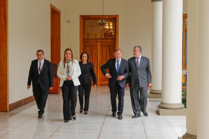 La reunión fue convocada por el presidente Arévalo y se desarrolló en Casa Presidencial.