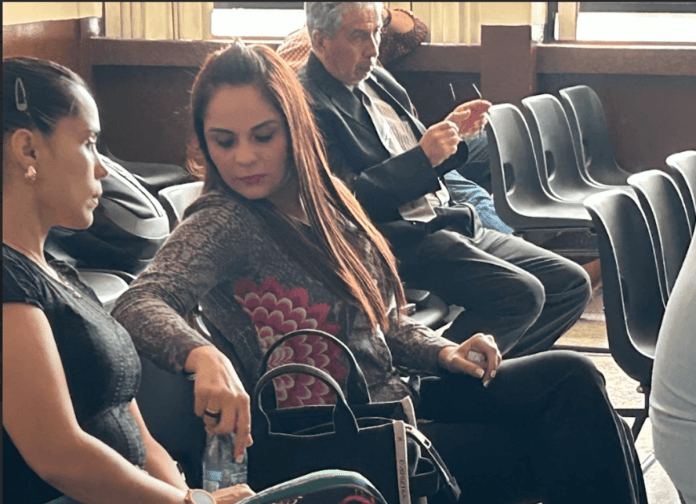 sarai villavicencio El Ministerio Público debe contactar a Saraí Villaviencio para que luego de ser acusada, rinda declaración como testigo en el caso Asalto al Ministerio de Salud. Foto La Hora: Archivo