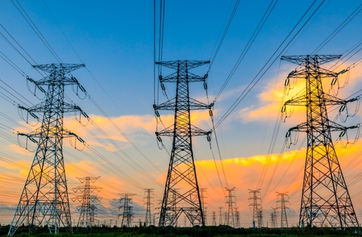Los proyectos de transmisión son indispensables para garantizar la estabilidad del sistema. Foto La Hora: Shutterstock