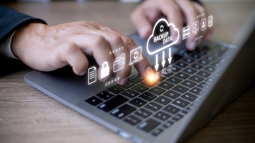 Claro Backup Una gestión eficiente de los documentos impulsa la continuidad y el crecimiento de las empresas. Foto: Shutterstock/Family Stock.