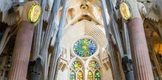 La Sagrada Familia, obra de Gaudí. Foto: David Herraez Calzada / Shutterstock.