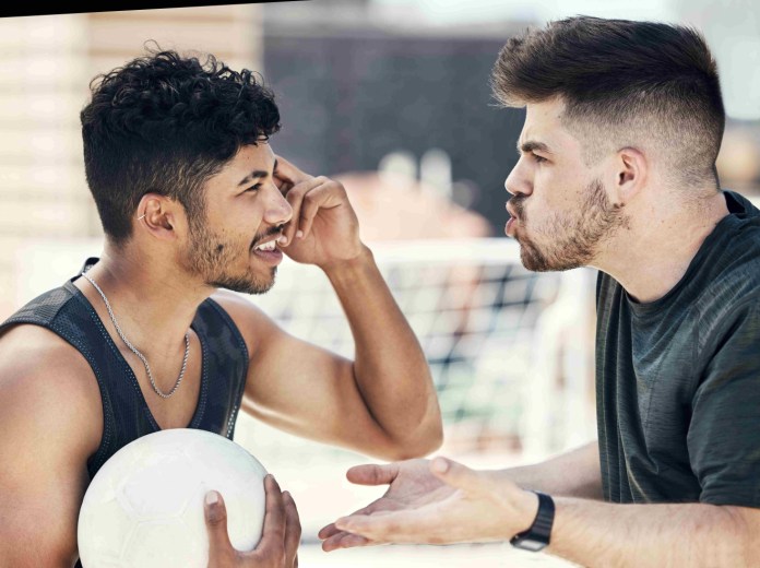 Es necesario detectar cuando la afición se usa para desfogar emociones contenidas. Foto: PeopleImages / Shutterstock.
