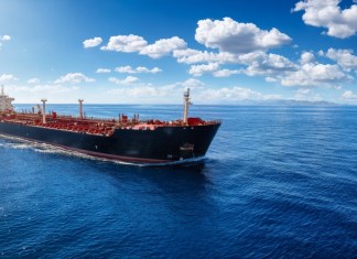 Pese a crisis global de los combustibles, previsión de crecimiento se mantiene. Foto La Hora: Shutterstock