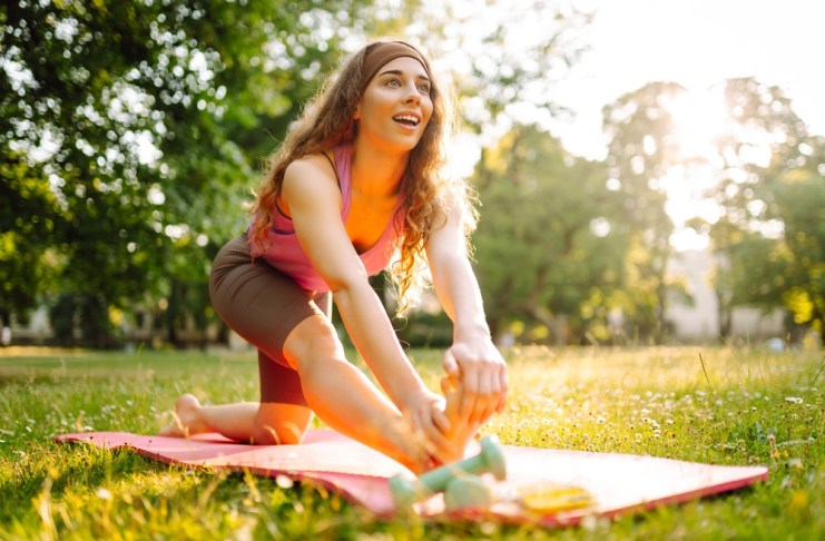 El cuerpo de la mujer cambia conforme la etapa del ciclo menstrual. Foto: maxbelchenko / Shutterstock.