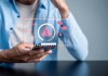 Las vulnerabilidades pueden estar en tu teléfono, donde guardas tu información. Foto: MMD Creative / Shutterstock.