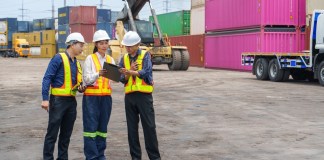 De puertos observados a referente: Guatemala preside el Comité de Seguridad Portuaria de América Los puertos de Guatemala avanzan hacia su modernización de la mano de la cooperación regional. Foto La Hora: Shutterstock