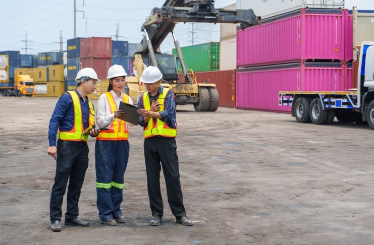 De puertos observados a referente: Guatemala preside el Comité de Seguridad Portuaria de América Los puertos de Guatemala avanzan hacia su modernización de la mano de la cooperación regional. Foto La Hora: Shutterstock