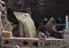 La crecida del río Pinula ocasionó daños en varias viviendas de vecinos de Villa Hermosa 1, San Miguel Petapa. Foto La Hora: captura de pantalla de video compartido por Luis Hernández