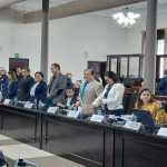 El ministro de Energía y Minas, Víctor Ventura, acude a citación en el Congreso por la entrega del subsidio a combustibles. Foto: La Hora
