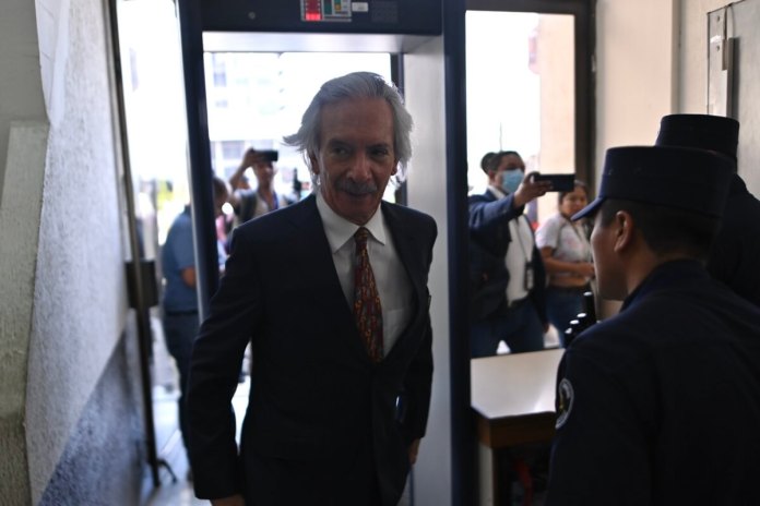 La CC deberá resolver una petición del MP para que el periodista José Rubén Zamora vuelva a prisión preventiva. Foto La Hora: Archivo