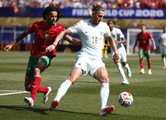 La nueva pausa de hidratación del Mundial: ¿realmente beneficia a los futbolistas? Las pausas de hidratación llamaron la atención en el Mundial. Foto: EFE.
