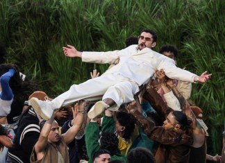 Bad Bunny alcanza nueve nominaciones en los Emmy por su show en el Super Bowl. Foto: EFE.