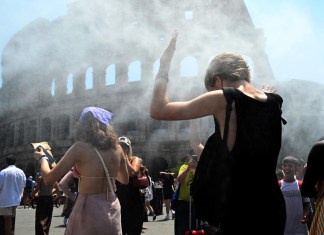 El calor puede ponernos de mal humor. Foto: EFE.