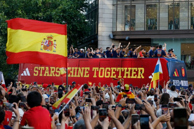 En imágenes: Así celebra la selección de España la conquista del Mundial 2026