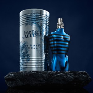 Le Male in Blue Eau de Parfum, de Jean Paul Gaultier. Foto: cortesía Fetiche.