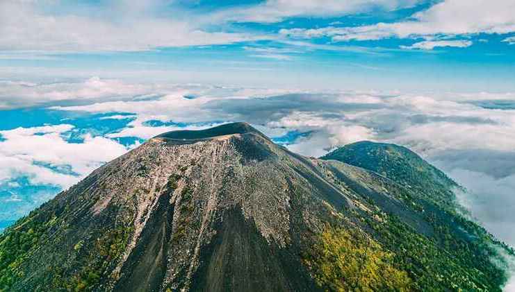 Las 34 actividades que sí y las 20 que no se pueden hacer en los volcanes de Guatemala