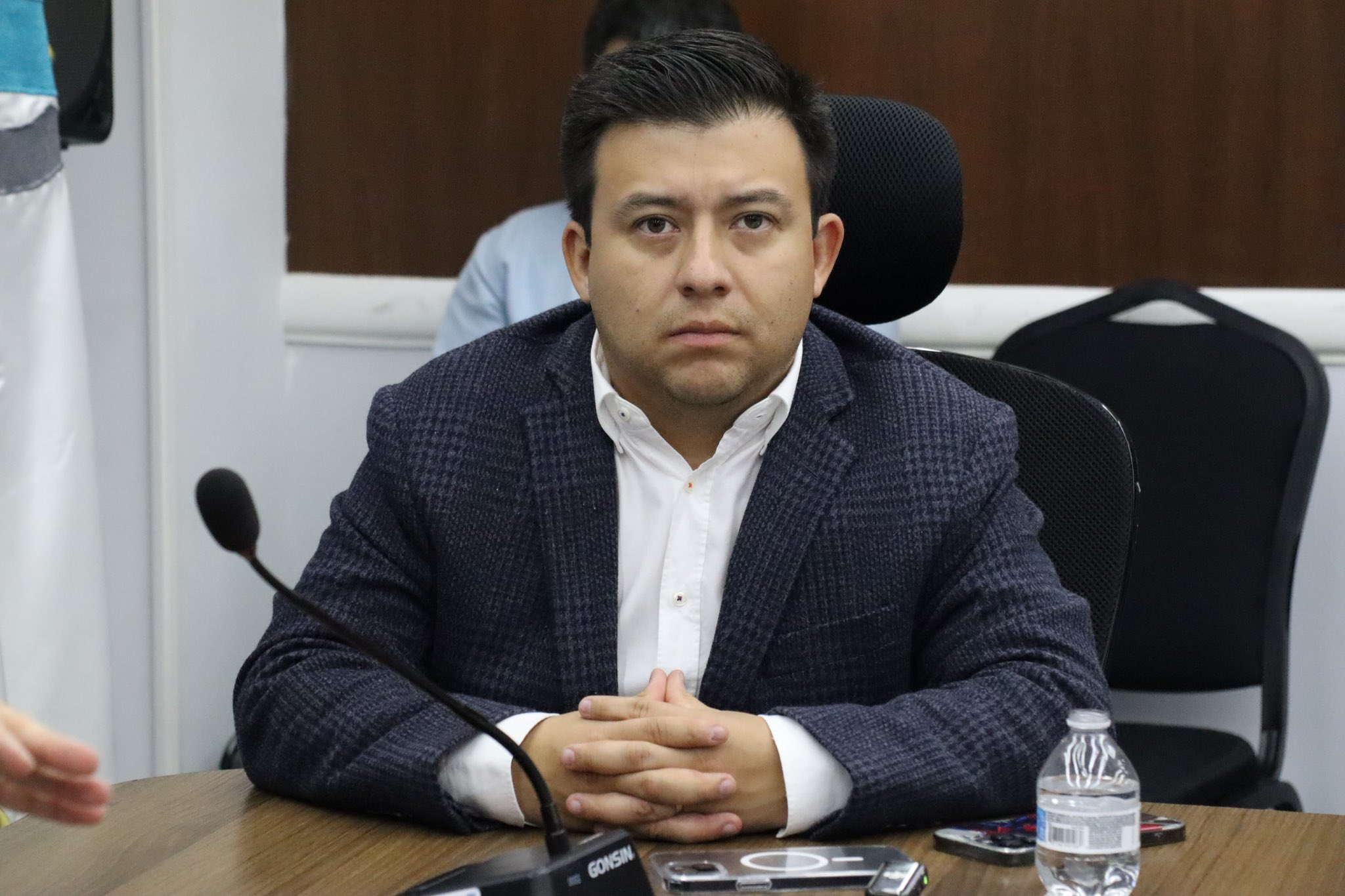 Adim Maldonado ha integrado el Congreso en dos ocasiones, con igual cantidad de partidos. De cara a las próximas elecciones, se ha unido a una nueva organización.
