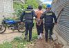 Alias "Eskini" capturado en Barberena tras allanamiento de Dipanda. Foto La Hora: PNC