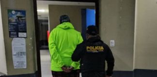 Colombiano es detenido cuando exigía pagos de prestamos "gota a gota". Foto La Hora: PNC.