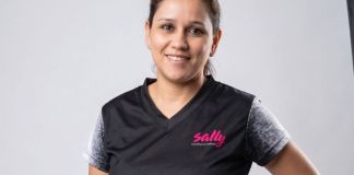Nidia Bautista, la estilista que enfrenta una difícil recuperación tras ser atropellada en zona 18 Nidia Bautista, la estilista que enfrenta una difícil recuperación. Foto La Hora: Sally Guatemala.