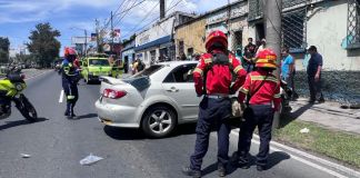 Reportan ataque armado y posible persecución policial en la calzada Aguilar Batres Ataque armado registrado en la calzada Aguilar Batres. Foto La Hora: CBM