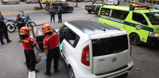 Hombre fallece en ataque armado bajo el puente olímpico en la zona 4 capitalina Ataque armado registrado en la zona 4 capitalina. Foto La Hora: CBM