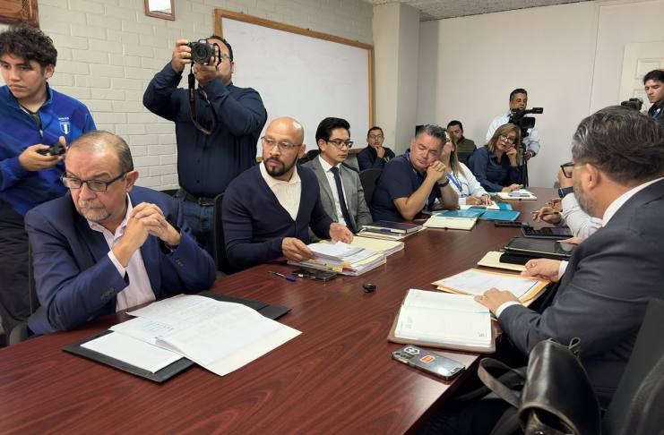 Autoridades CDAG en citación en el Congreso