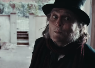 Johnny Depp como Ebenezer Scrooge