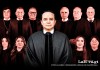 El magistrado Estuardo Cárdenas y, al fondo, los integrantes del bloque mayoritario de la Corte Suprema de Justicia, señalado por el togado de mantener prácticas "antidemocráticas".