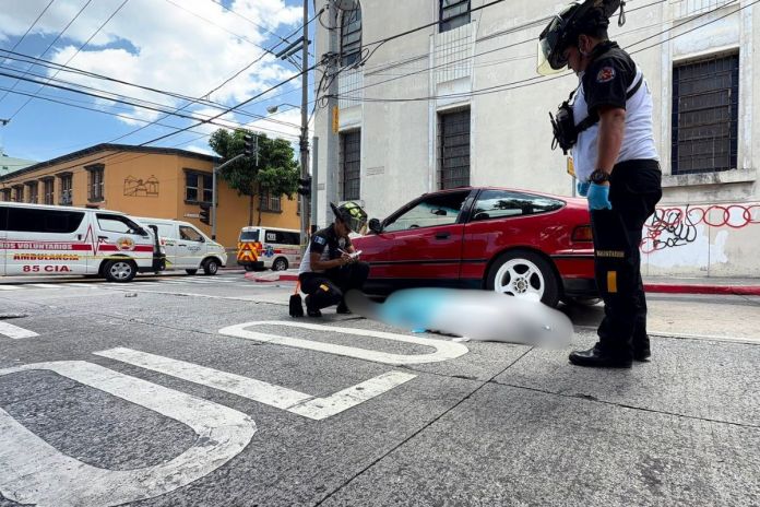 Reconocido mecánico de autos de carreras fallecido tras ataque armado en la zona 1 capitalina. Foto La Hora: Bomberos Voluntarios