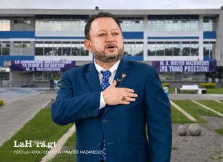 Walter Mazariegos toma posesión y consuma su segundo fraude Walter Mazariegos