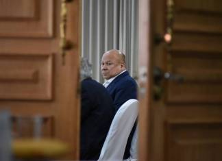 En medio de presiones previo a elección de Contralor, Fidel Reyes Lee ofrece almuerzo a rectores