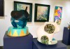 dos esculturas de elefantes modificadas por artistas