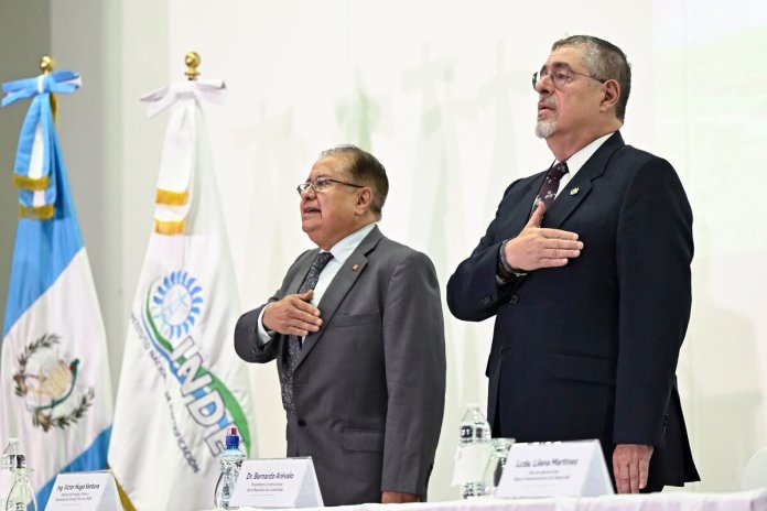 GzeAPvoXQAAFGt5 (1) El exministro de Energía y Minas, Victor Hugo Ventura, será el nuevo asesor del presidente Arévalo para crear