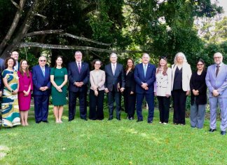 El presidente Bernardo Arévalo presentó al grupo G13 de embajadores las prioridades de su gobierno para los próximos 18 meses.