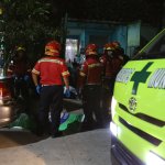 El ataque armado en Boca del Monte, Villa Canales, dejó al menos seis fallecidos. Foto: Bomberos Municipales.