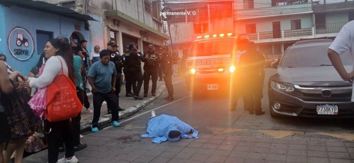El Cuerpo Voluntario de Bomberos dio a conocer sobre un ataque armado en la zona 6 de la ciudad de Guatemala, en el que falleció un joven. El Cuerpo Voluntario de Bomberos dio a conocer sobre un ataque armado en la zona 6 de la ciudad de Guatemala, en el que falleció un joven.