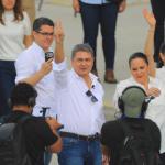 El expresidente Juan Orlando Hernández regresó a Honduras para enfrentar un proceso judicial por fraude y lavado de activos, casi ocho meses después de recibir un indulto total del presidente estadounidense, Donald Trump, que anuló su condena de 45 años por narcotráfico. Foto: La Hora/ EFE
