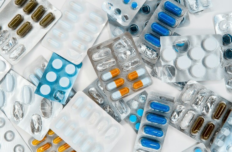 Las tres modalidades en que comercializan medicamentos ilícitos y los riesgos para la salud Las 3 modalidades en que comercializan medicamentos ilícitos y los riesgos para la salud