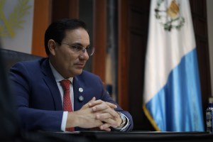 Ministro Villeda atribuye desplazamiento de violencia a nueva estrategia de seguridad y guerra entre pandillas