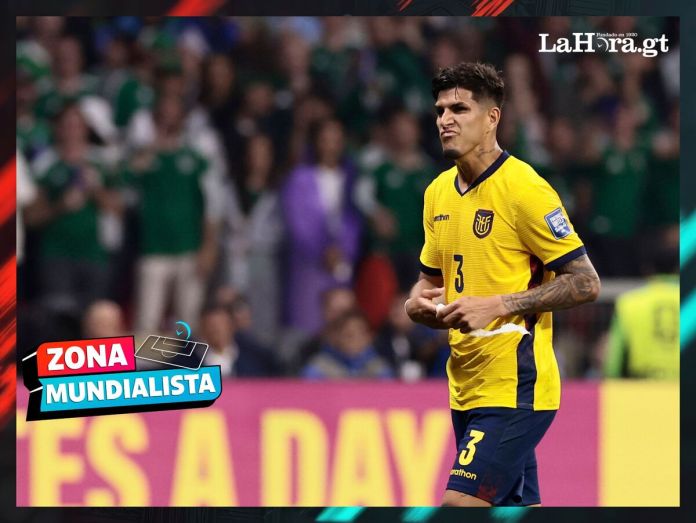 Piero Hincapié Piero Hincapié salió expulsado del partido entre Ecuador y México luego de taparse la boca mientras discutía con Santiago Giménez.