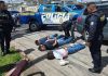 Presuntos pandilleros del Barrio 18 y robacarros capturados en la zona 7 capitalina. Foto La Hora: EFE