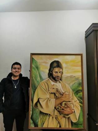 El talento del jalapaneco Alejandro Requena ha cruzado fronteras gracias a retratos elaborados completamente con crayones y l&aacute;pices de colores. Foto La Hora: Alejandro Requena.