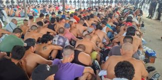 Las fuerzas combinadas mantienen el operativo en el centro carcelario de Puerto Barrios. Foto La Hora: SP