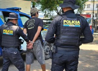 Salvadoreño alias "Zapatón" capturado en Escuintla. Foto La Hora: PNC