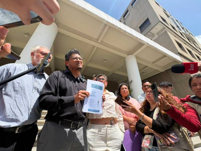USAC-DIRE presenta denuncia al MP por posibles amenazas a grupos de oposición de Mazariegos
