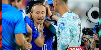 El plato fuerte de hoy estaba reservado para Croacia y Portugal, donde el VAR y los fueras de juego milimétricos le pusieron una dosis extra de picante y angustia al duelo más esperado del día. Foto La Hora: EFE