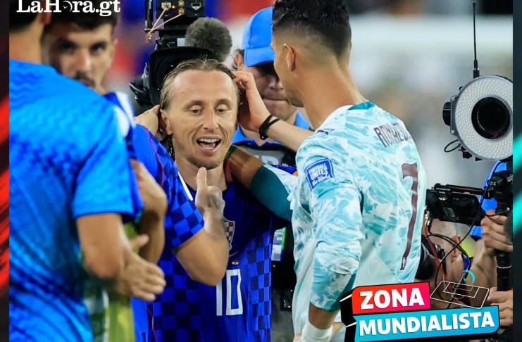 El plato fuerte de hoy estaba reservado para Croacia y Portugal, donde el VAR y los fueras de juego milimétricos le pusieron una dosis extra de picante y angustia al duelo más esperado del día. Foto La Hora: EFE