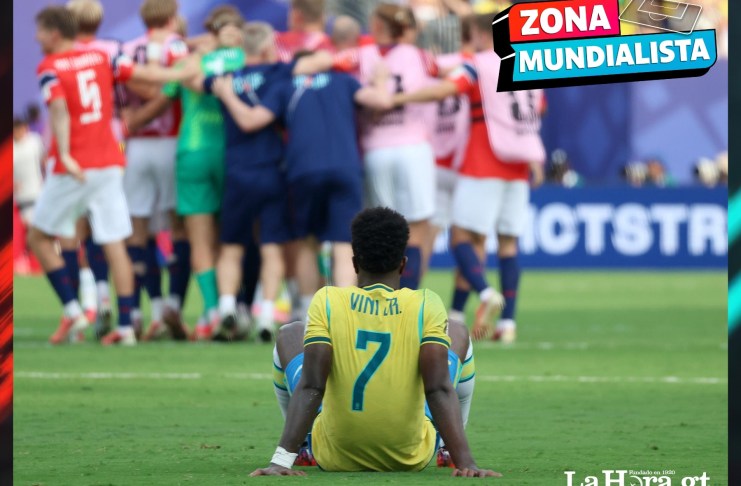 El día que Brasil olvidó quién era y México ya no cantó “El rey” La jornada dominical en la Copa del Mundo nos deja historias de tristezas para los equipos de América. Foto La Hora: EFE